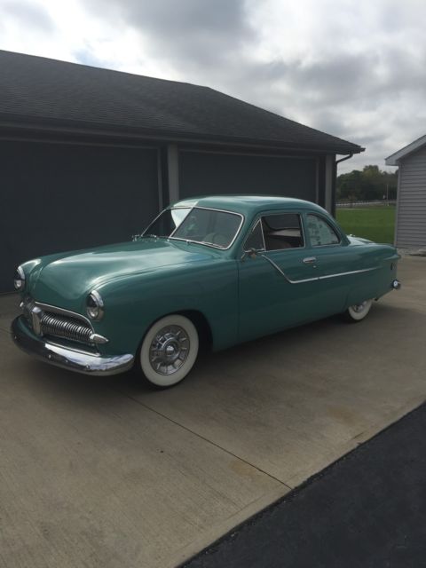 1949 Ford Club Coupe Custom