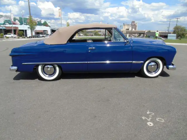 1949 Ford Deluxe