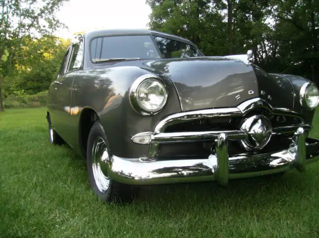 1949 Ford sedan shoe box