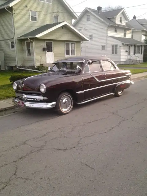 1949 Ford 2 door sedan 55 pontiac (hockey stick side mouldings)