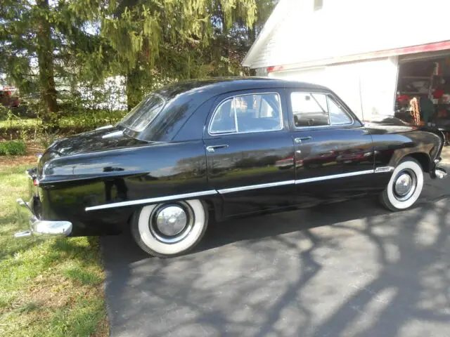 1950 Ford Deluxe