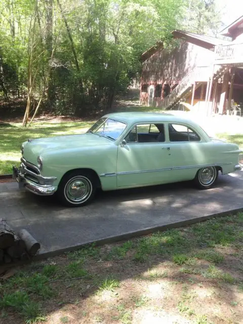 1950 Ford Deluxe GREEN