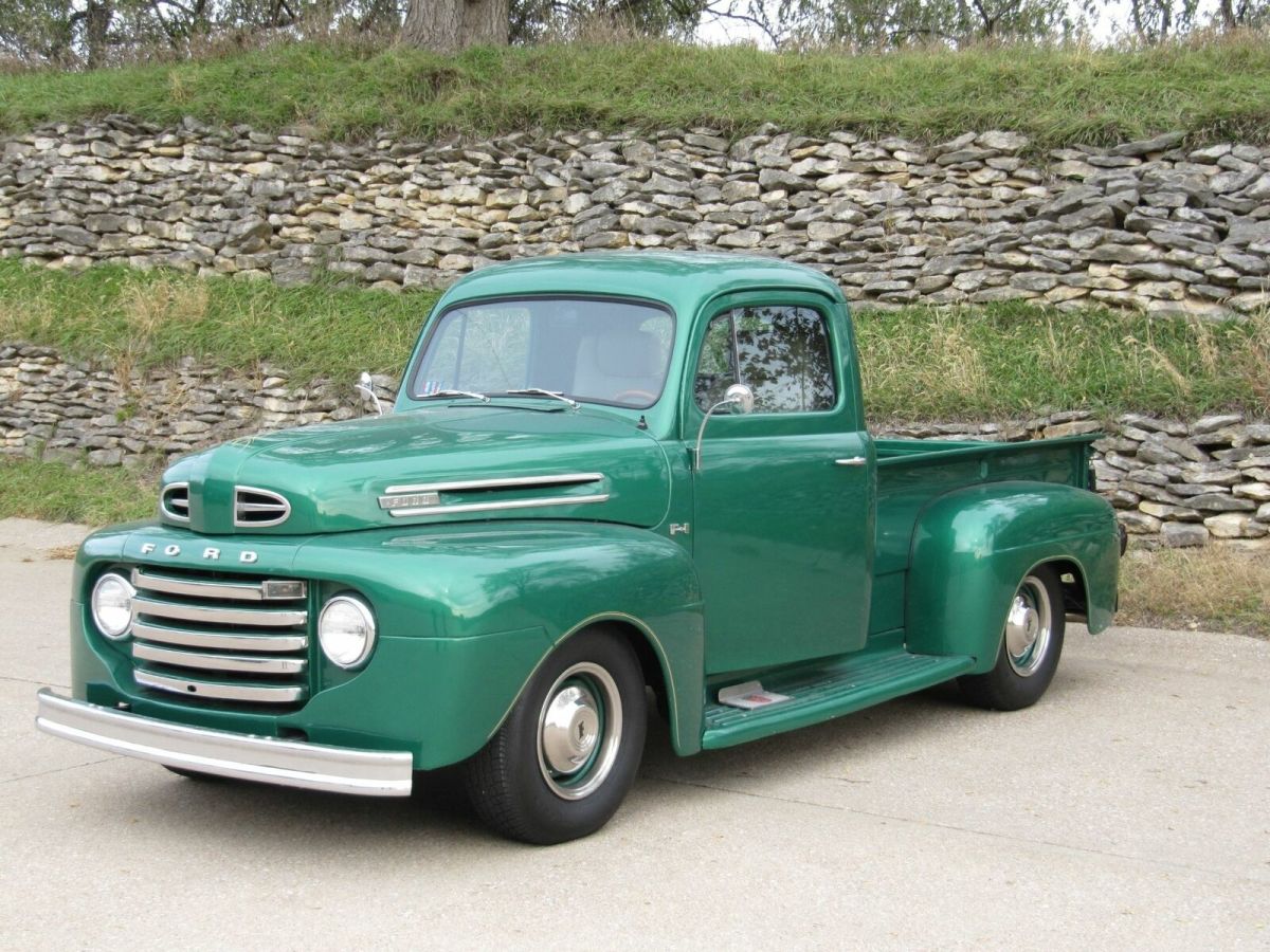 1950 Ford F-1 PICKUP