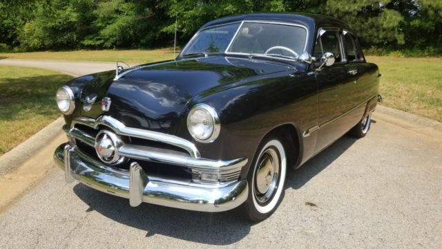 1950 Ford Tudor Custom Deluxe