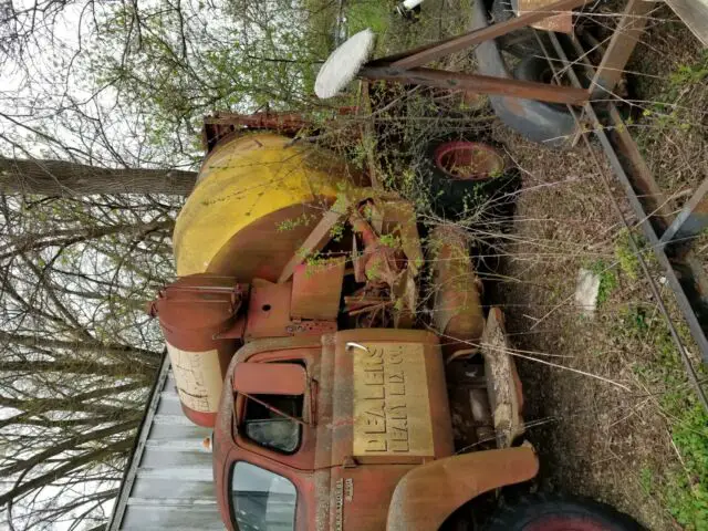 1955 International Harvester R190