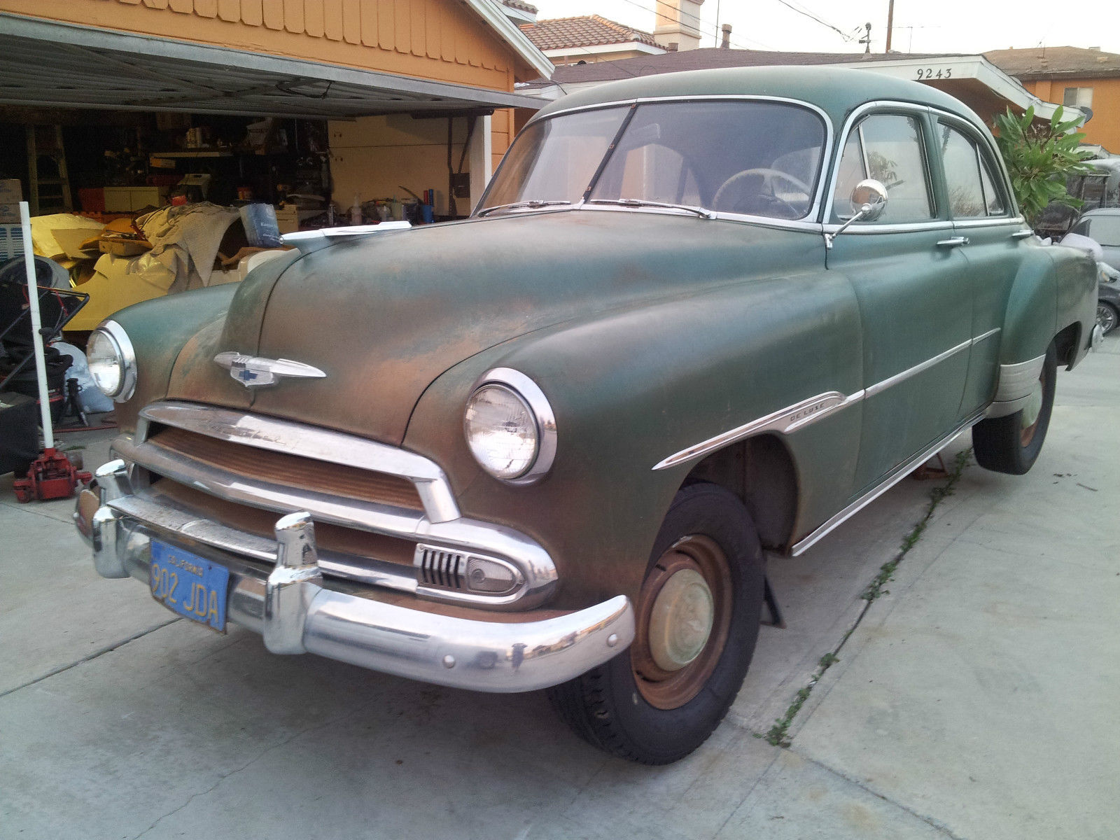 1951 Chevrolet Deluxe