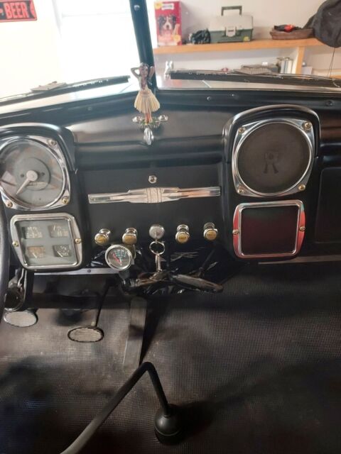 1951 Dodge truck 5 window
