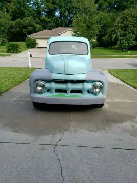 1951 Ford F-100