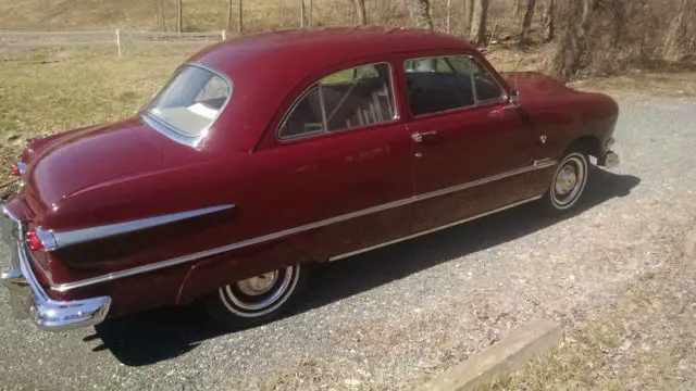 1951 Ford 2D Sedan