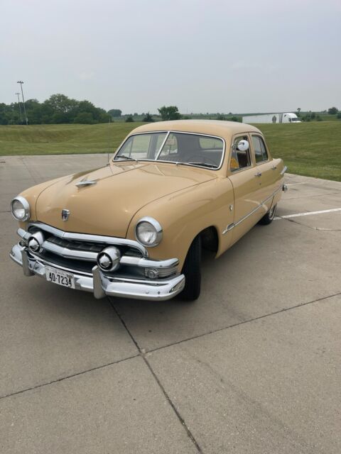 1951 Ford Custom