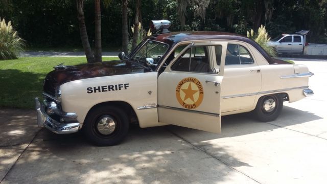 1951 Ford Country Sedan POLICE DELUX