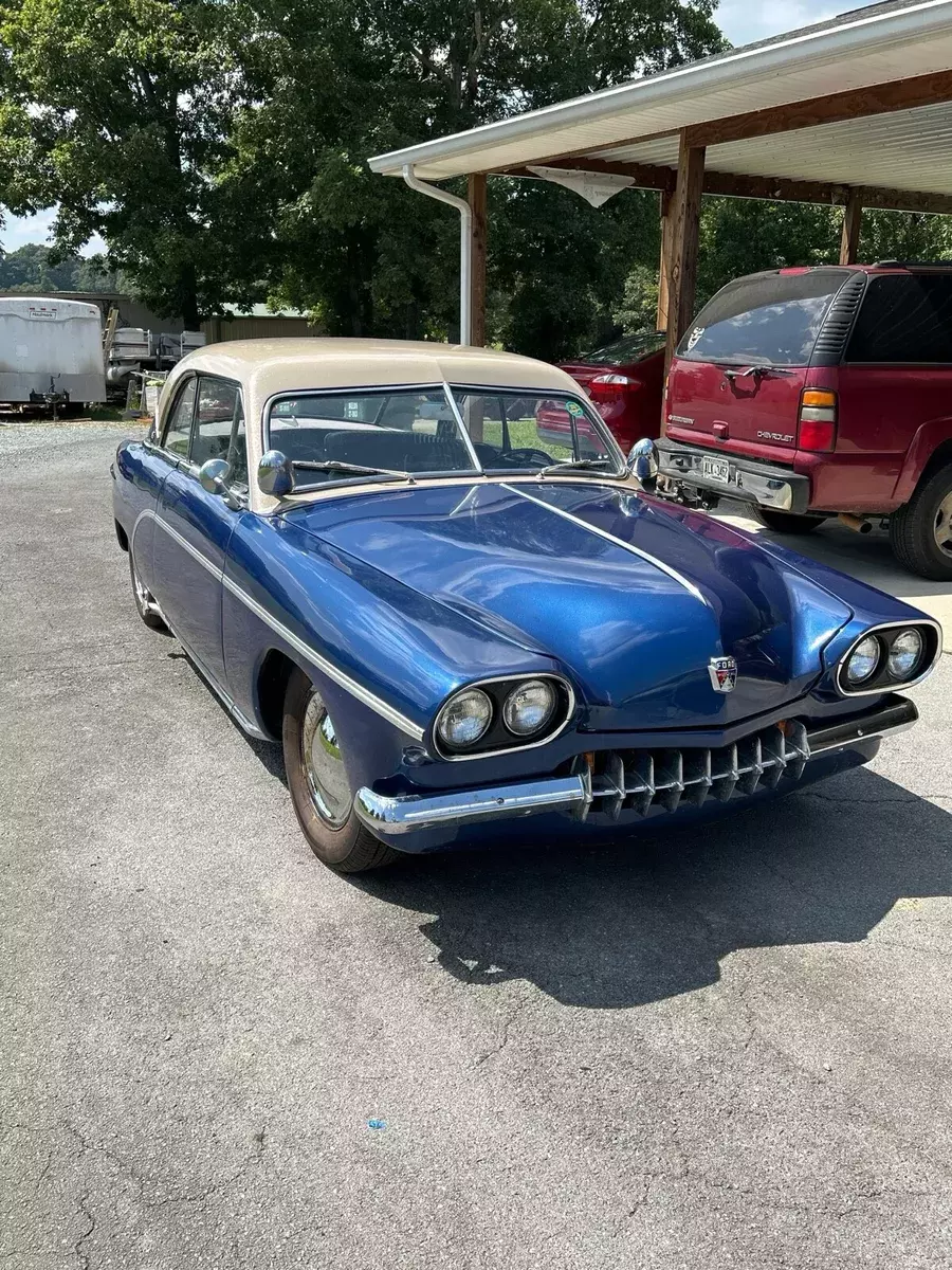 1951 Ford Victoria