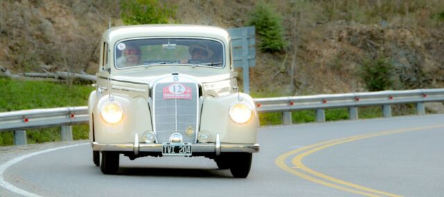 1951 Mercedes-Benz 220 S W187