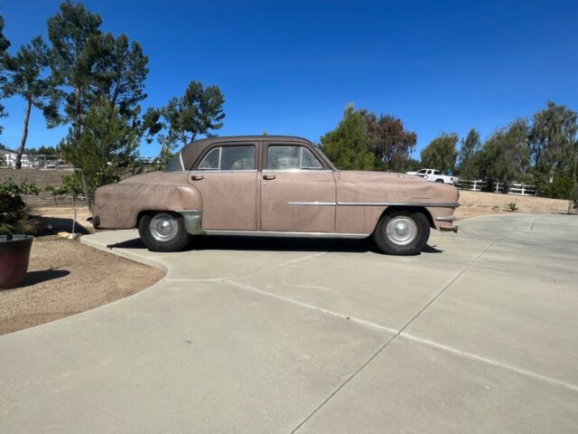 1951 Chrysler Saratoga