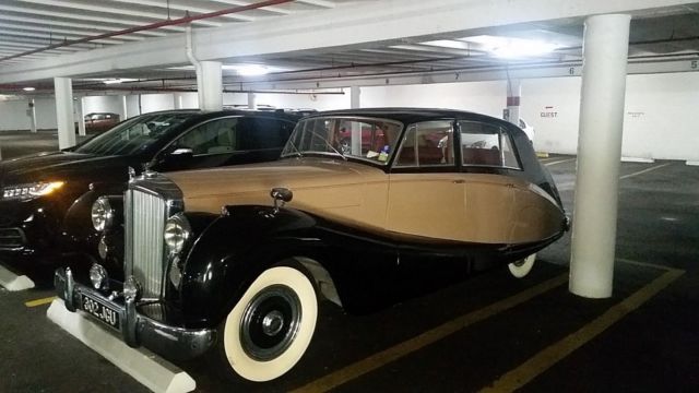 1952 Bentley R TYPE BODY BY FREESTONE & WEBB