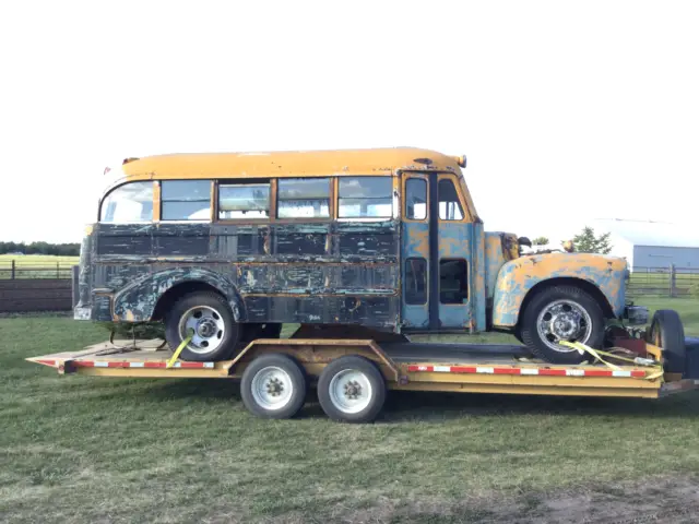 1952 GMC Chevy Bus