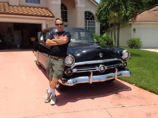 1952 Ford Customline Tudor