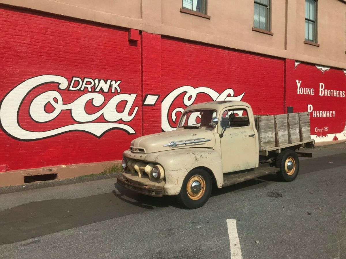 1952 Ford F-100