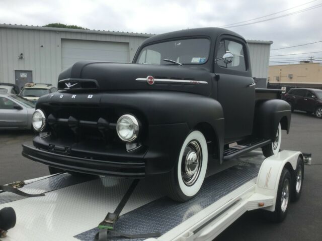 1952 Ford F-100