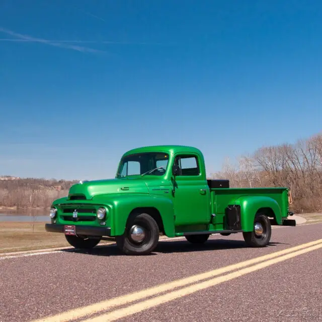 1952 International Harvester R110 3/4-ton 3/4-ton Pickup