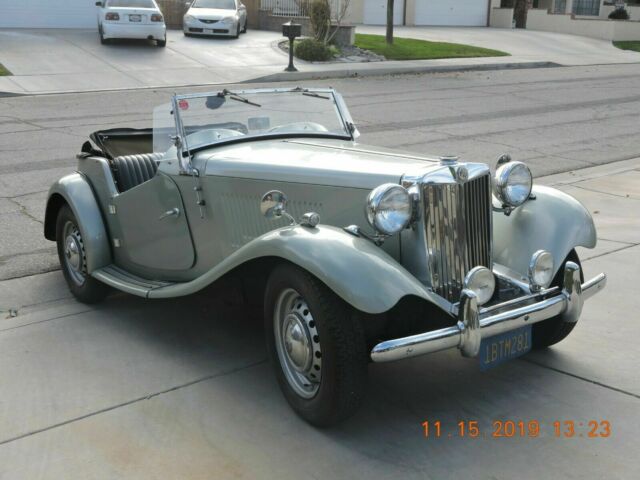 1952 MG Midget