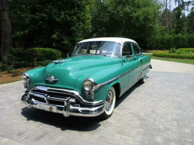 1952 Oldsmobile Ninety-Eight