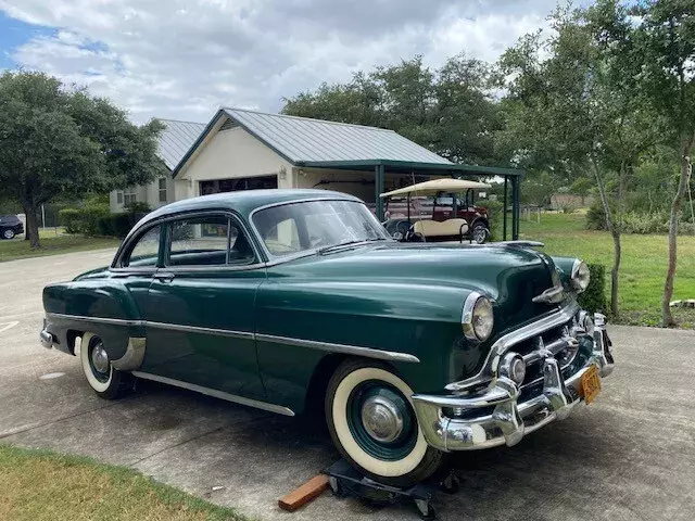 1953 Chevrolet Bel Air/150/210 Grn and cream Naugahyde to look like original