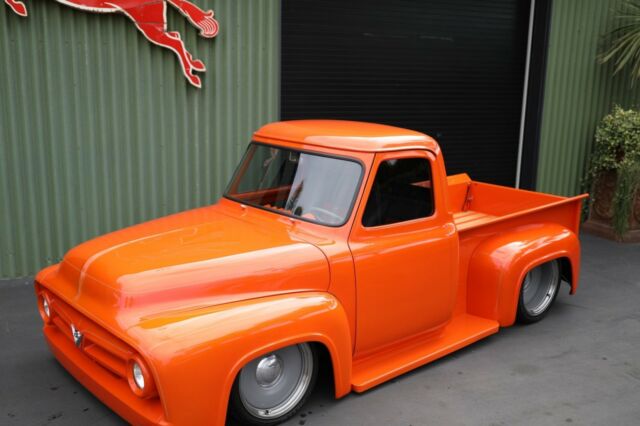 1953 Ford F-100