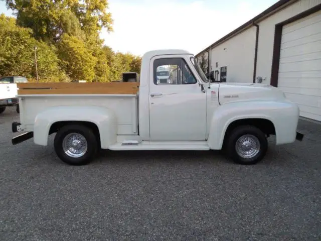 1953 Ford F-100