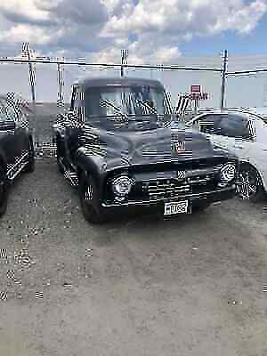 1953 Ford F100 6’ bed