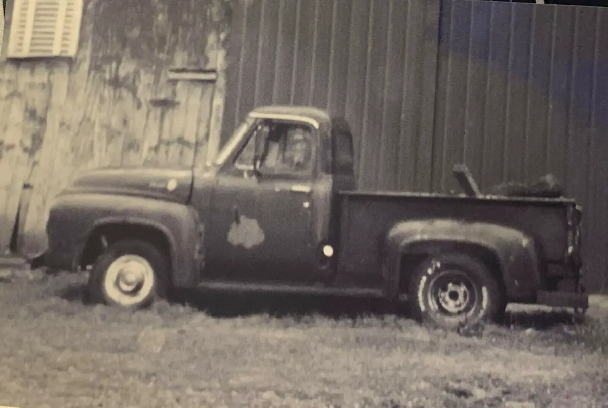 1953 Ford F-100