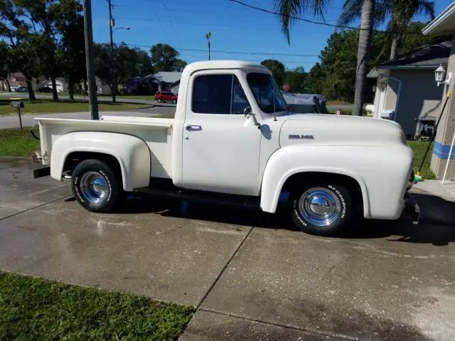 1953 Ford F-100