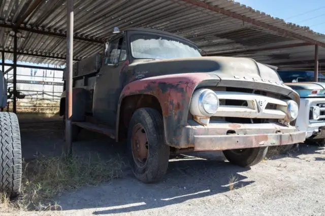 1953 Ford F-100