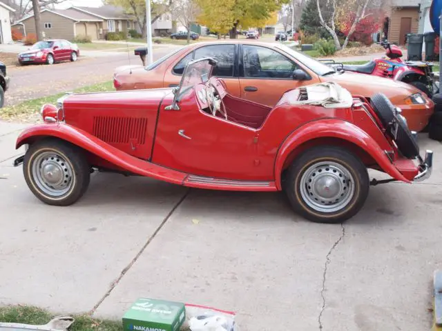 1953 MG T-Series --