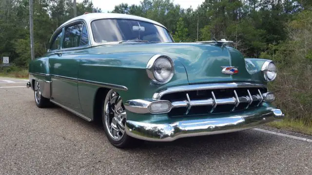 1954 Chevrolet Bel Air/150/210 Restomod