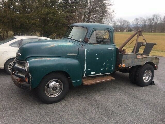 1954 Chevrolet 3600 Tow Truck