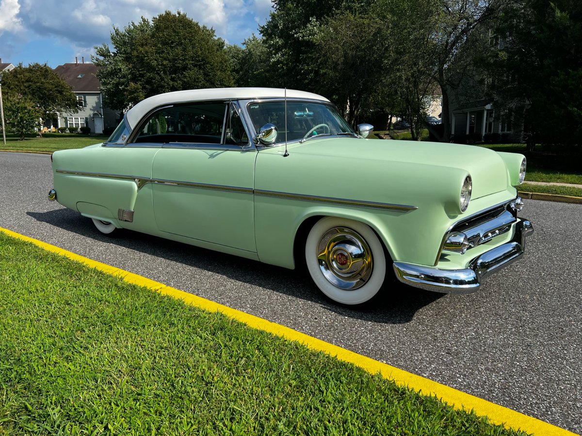 1954 Ford Crestline Victoria