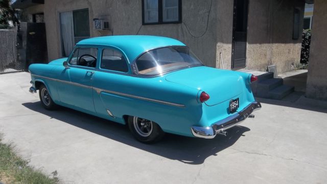 1954 Ford CUSTOM LINE  2 DOOR