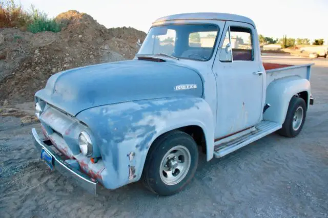 1954 Ford F-100 DeLuxe Cab, V8, Auto, California Truck