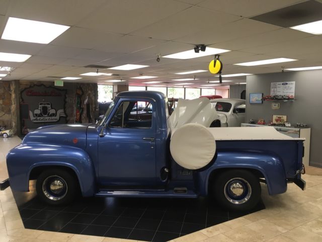 1954 Ford F-100