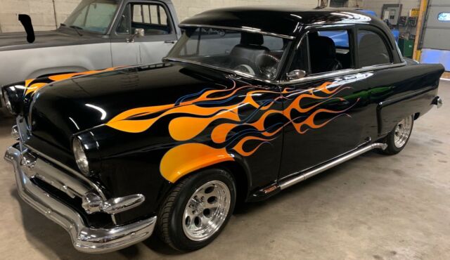 1954 Ford Mainline Custom Coupe