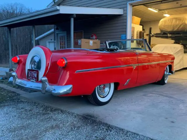 1954 Ford Sunliner