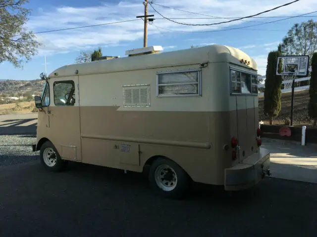 1954 GMC Grumann Step Van