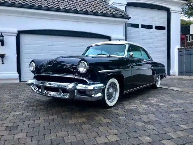 1954 Lincoln Capri