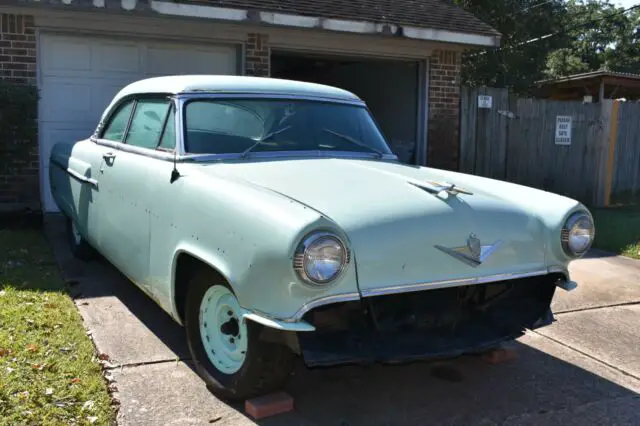 1954 Lincoln Capri