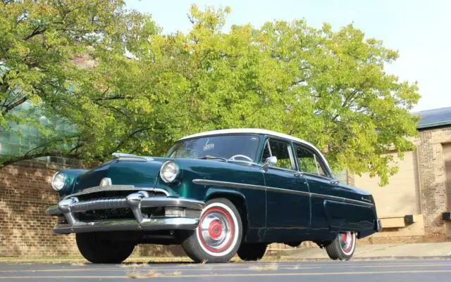 1954 Mercury Monterey --