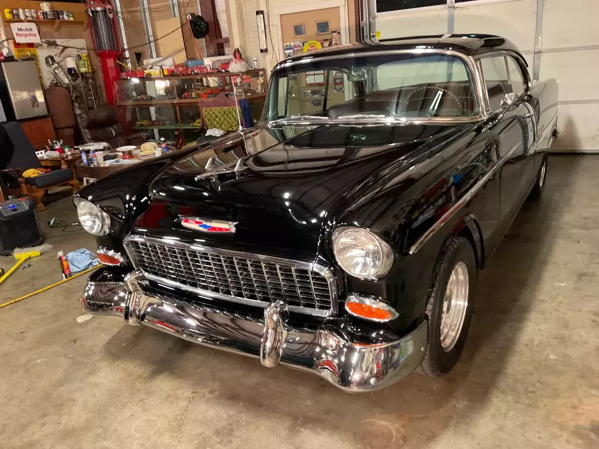 1955 Bel-Air two-door hardtop 150/210 restored 1955 Chevrolet Bel Air/150/210