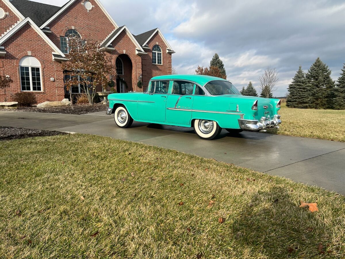 1955 Chevrolet Bel Air/150/210