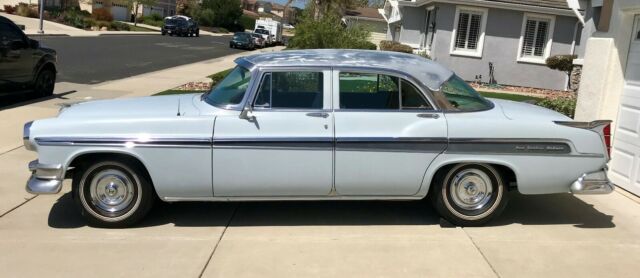 1955 Chrysler New Yorker Deluxe