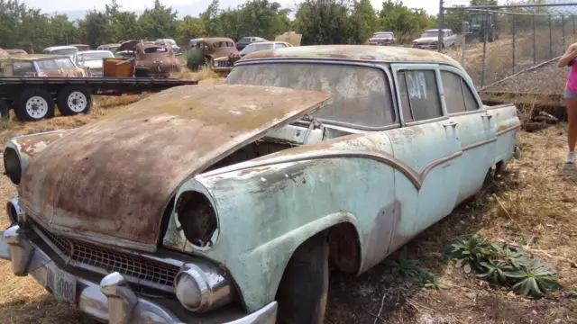 1955 Ford Fairlane TOWN SEDAN ***NO RESERVE***